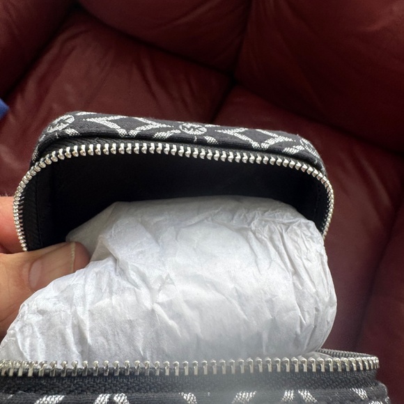 Michael kors Small Mini Hand Bag Silver Black - Picture 5 of 5